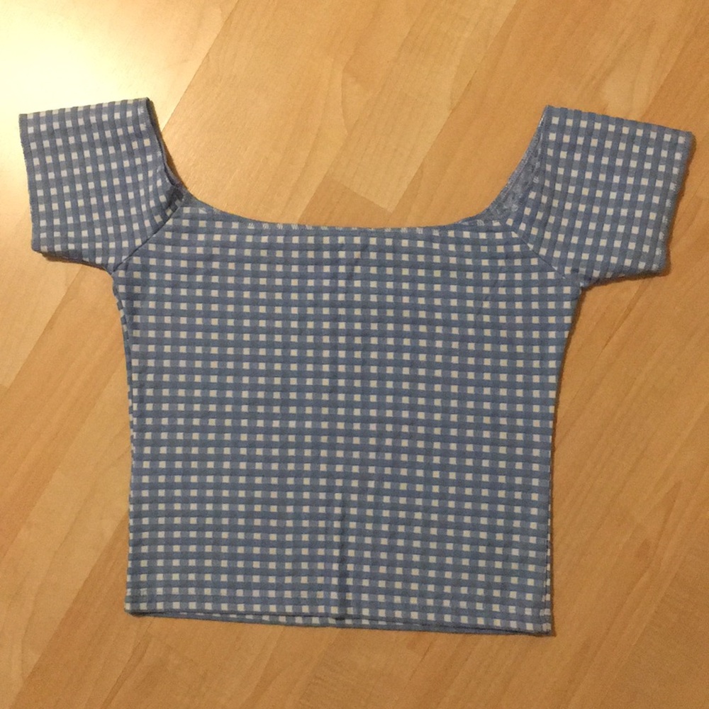 NWOT Cute Subdued Cropped Top - Picture 6 of 6